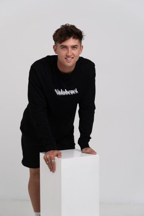 Fashion Photographer North Shore Man wearing a black outfit
