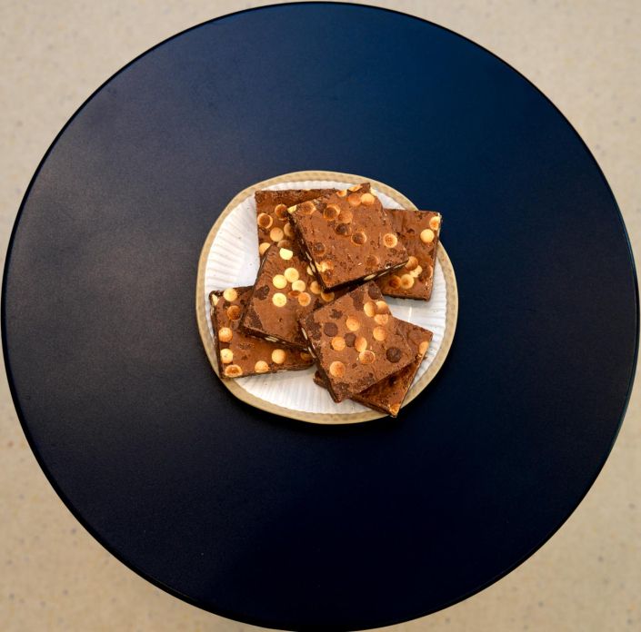 Commercial product photography for Offa bakery: Chocolate Brownies
